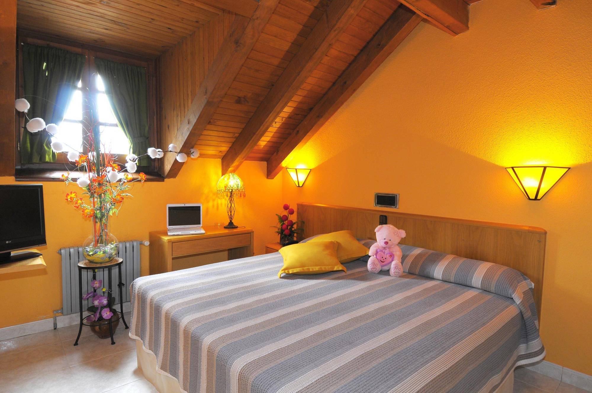 San Anton Benasque Hotel Bilik gambar